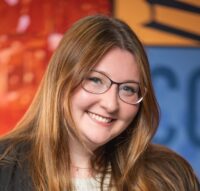 Headshot: Sara Naughton